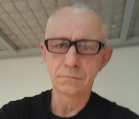 Игорь, 55 лет, Крычаў