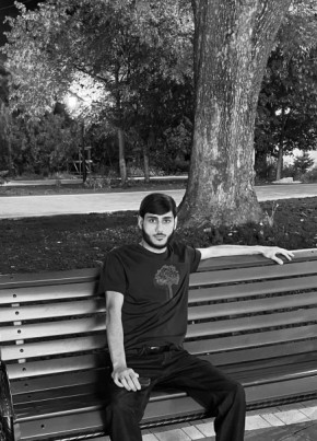 Aram из Георгиевска 20 лет