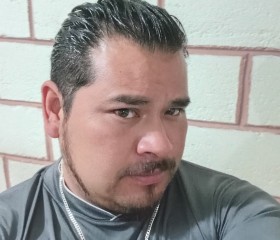 Ernesto, 32, San Juan del Rio