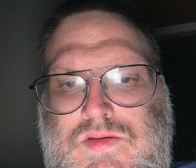 Kurtis, 34, Mitchell