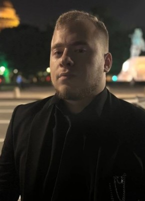 Сергей из Москвы 24 года