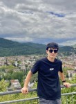 Jahongir, 20, Freiburg