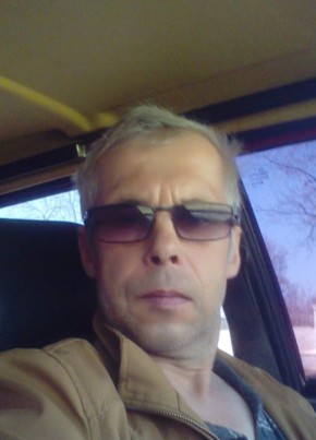 Олег, 55, Россия, Магадан