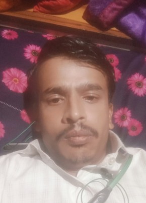 Naim Ansari, 30, India, Burhānpur