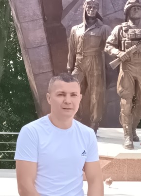 Юрий из Куровское 42 года