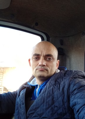 Дмитрий из Великие Луки 44 года