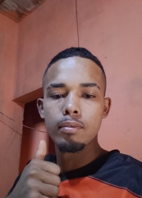Adrian souza из Manhumirim 19 лет