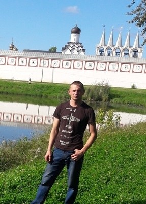 Иван, 35, Россия, Тихвин