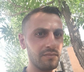 Karen, 37, Yerevan