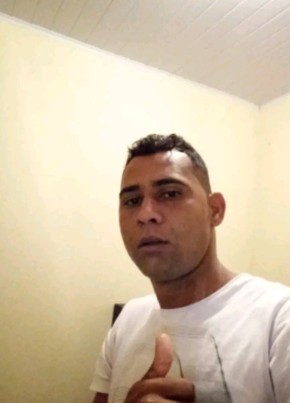 Carlos из Porto Seguro 33 года