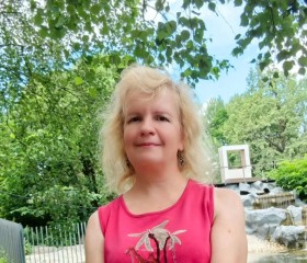 Johanna, 48, London