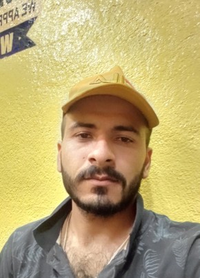 Raman, 26, India, Delhi