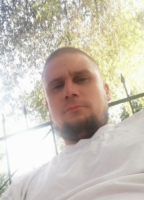 Богдан из Алматы 34 года