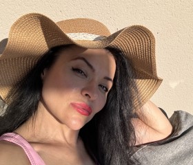 Sanna, 42, Stockholm