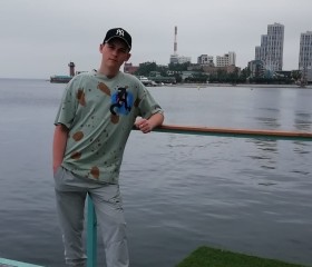 Виктор, 20 лет, Владивосток