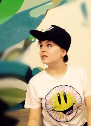 Eva, 29, Russia, Omsk