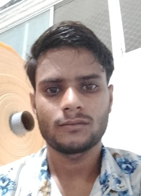 Vivek Singh, 18, India, Kanpur