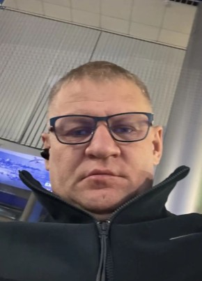 Александр из Красноярска 46 лет
