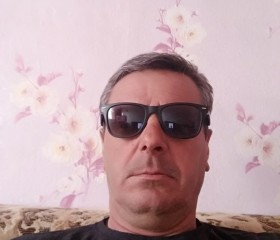 Юрий, 48 лет, Казань