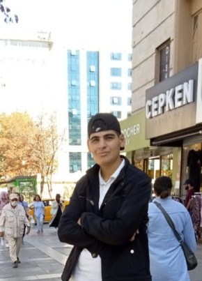 İsmail, 22, Türkiye Cumhuriyeti, Ankara