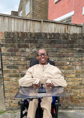 Ismail из London 42 года