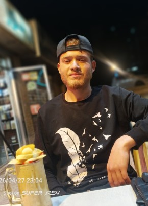 احمد из Fügöd 19 лет