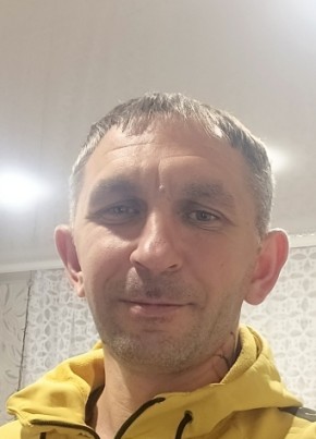 Сергей из Светлограда 36 лет