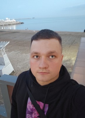 Андрей из Каспийска 22 года