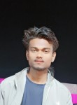 Suraj Prajapati, 22 года, Lucknow