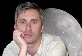 Vitaliy, 51 - Just Me