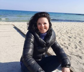 Lina Dyatlova, 39, Zaragoza