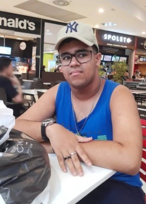 Heitor  Santana из Rio Real 21 год
