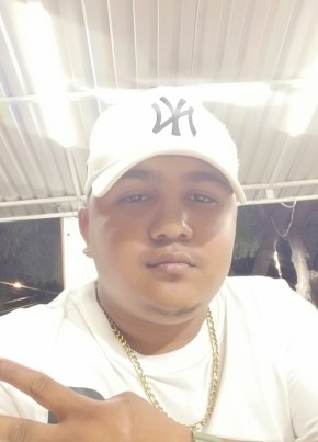 Alejandro из San Cristóbal 24 года
