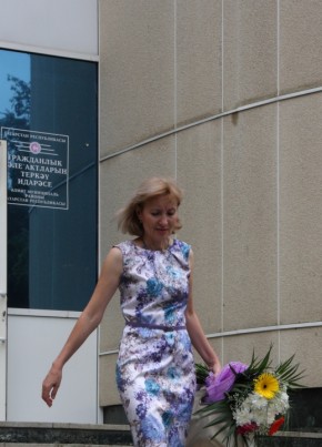 Ирина, 58, Россия, Альметьевск