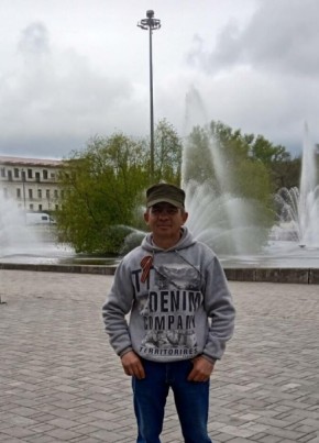 Василий из Віцебска 49 лет