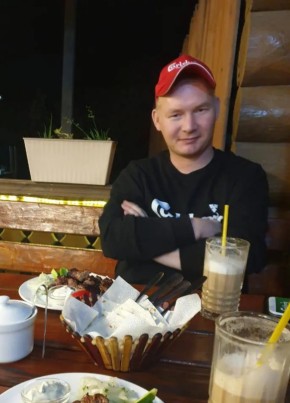 Николай из Петропавла 34 года