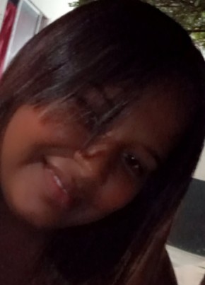 Paola, 28, Colombia, Fundacion