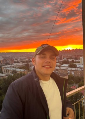 Матвей из Коломны 18 лет
