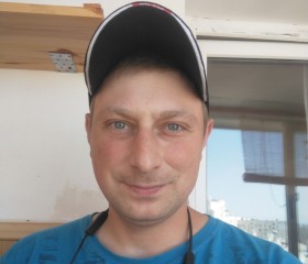 Владимир, 36 лет, Крычаў