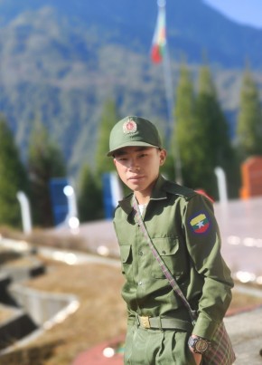 Qwertyooo, 20, 中华人民共和国, 广州