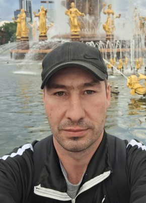 Михаил из Ломоносова 39 лет