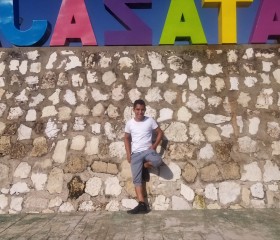 Jair, 23, Cardenas (Tabasco)