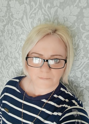 Ирина из Карпогоры 52 года