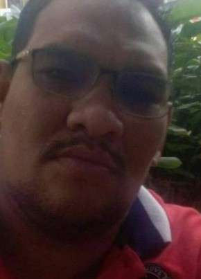 Faizal, 47, Malaysia, Labis