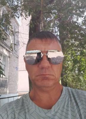 Дмитрий из Саратова 45 лет