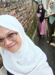 Zulfa, 25  , Bandung