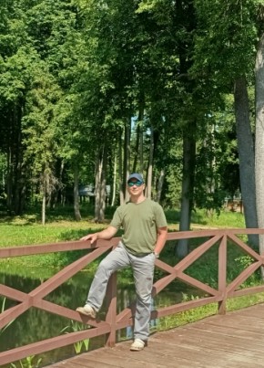 Александр A из Москвы 41 год