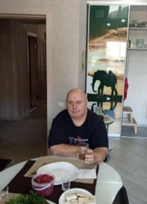 Сергей из Ленинградскаи 55 лет