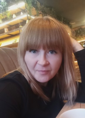 Юля из Казани 49 лет