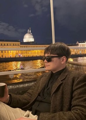 Дмитрий из Калининграда 21 год